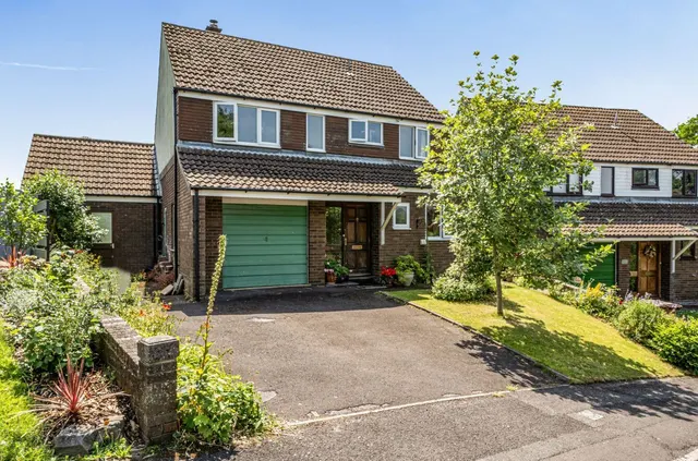 Ridgeway Gardens, Glastonbury, BA6, photo 1