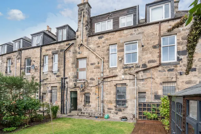 Photo 2 — Hunter Street, Kirkcaldy, KY1 1ED