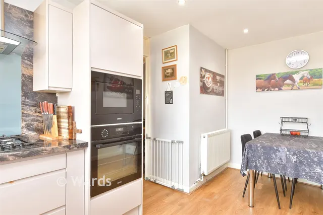 Bramley Way, Eastchurch, ME12, photo 3