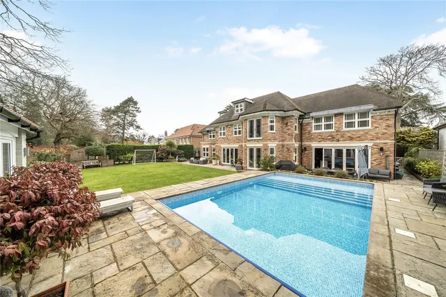 Photo 3 — Forest Ridge, Keston, BR2