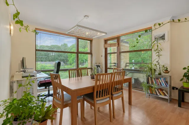 Woodward Place, Loughton Lodge, Milton Keynes, MK8 9LG, photo 1