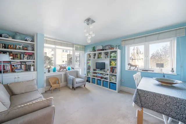 1 bedroom flat — Fitzhugh Grove, Wandsworth, SW18