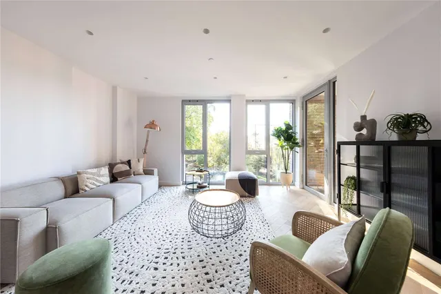 Photo 2 — Parkhaus, Downs Road, Hackney Downs, London, E5 8QJ