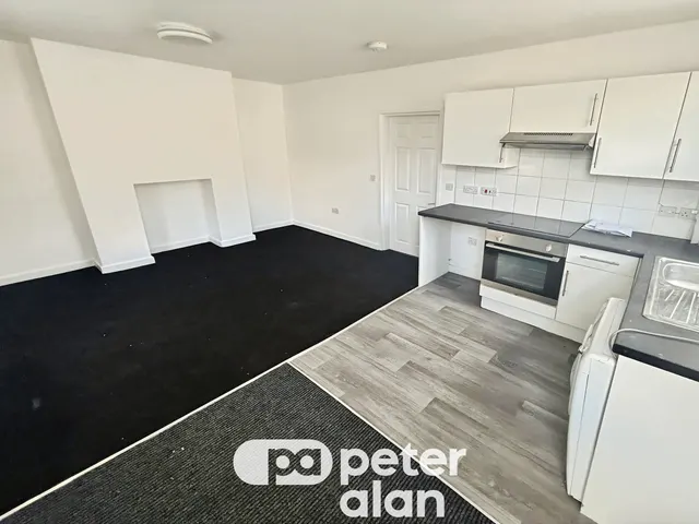 St. Woolos Road, Newport, NP20, photo 3