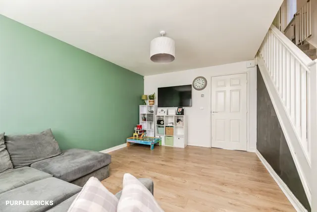 Remington Road, Sheffield, S5, photo 2