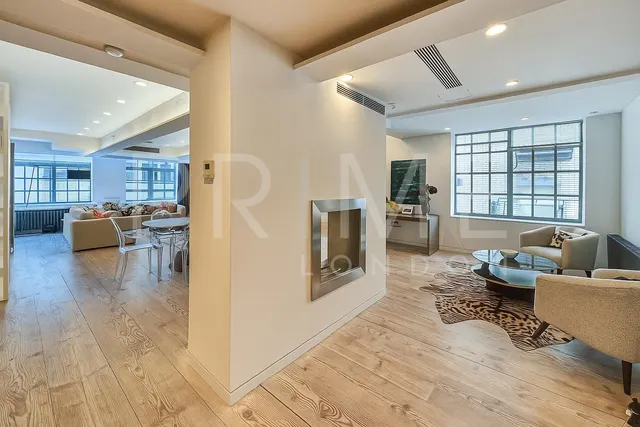 Marshall Street, Soho, W1F, photo 2