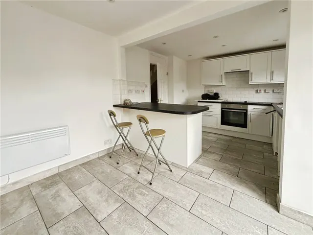 Fleming Avenue, North Baddesley, SO52, photo 2