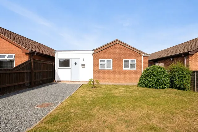 Harding Close, Sutton-on-Sea, Lincolnshire, LN12, photo 1