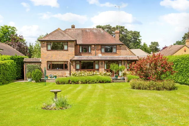 Heath Rise, VIRGINIA WATER, GU25, photo 1