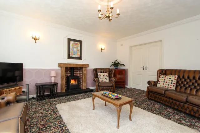 Photo 3 — Park View Road, Sutton Coldfield, Sutton Coldfield, B74 4PT