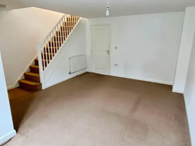 Neals Crescent, Grantham, NG31, photo 3
