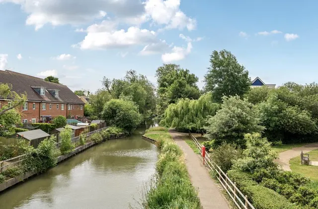 Complins Close, The Waterways, OX2, photo 1