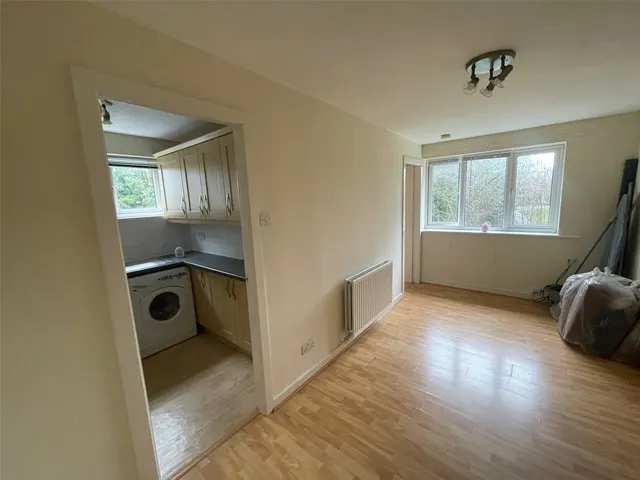 Photo 2 — Heatherfield Court, Wilmslow, Cheshire, SK9