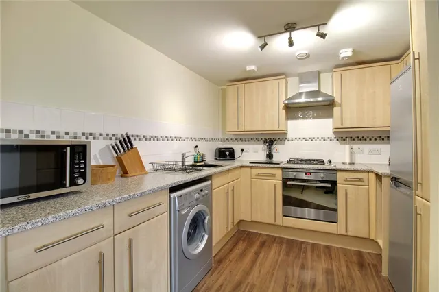 Photo 3 — Shetland Road, Basingstoke, Hampshire, RG24 9WH