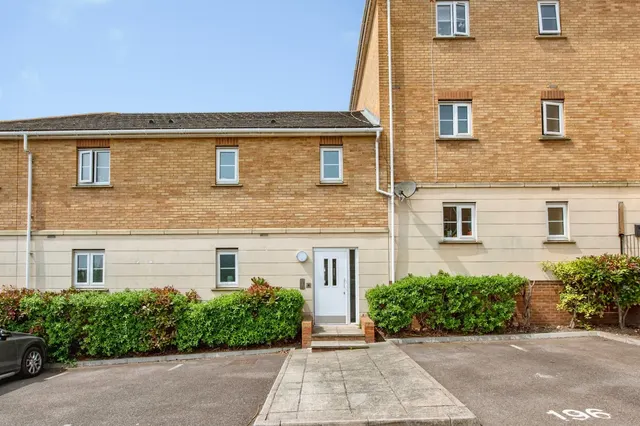 Ambleside, Purfleet-on-Thames, Essex, RM19, photo 1