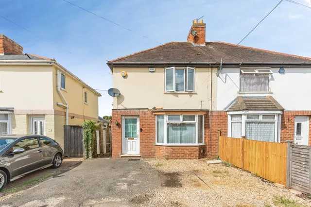 Prospect Avenue, Irchester, photo 1