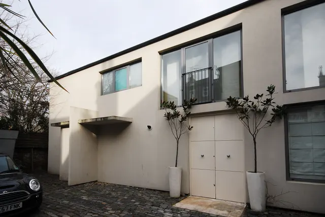 104a Fentiman Road, London, photo 1