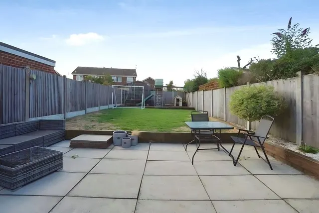 Photo 2 — Station Road, Rossington, South Yorkshire, DN11