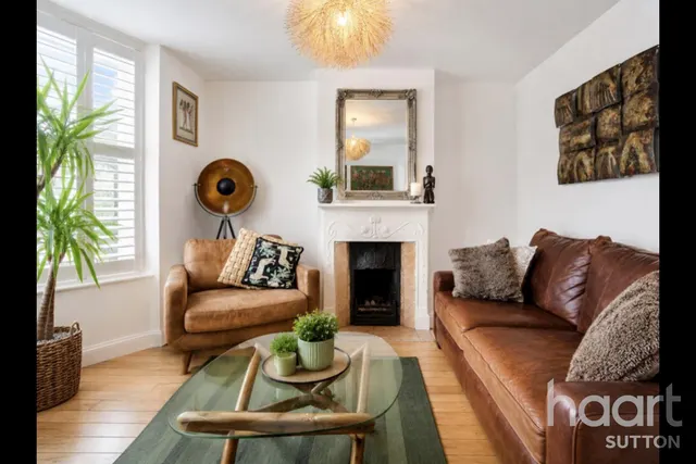 Lower Court Road, Epsom, KT19, photo 1