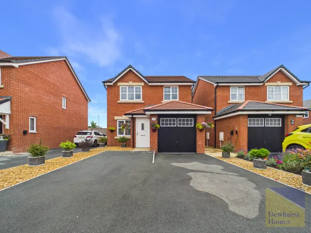 Kirkland Drive, Garstang, Lancashire, PR3 0NT, photo 1
