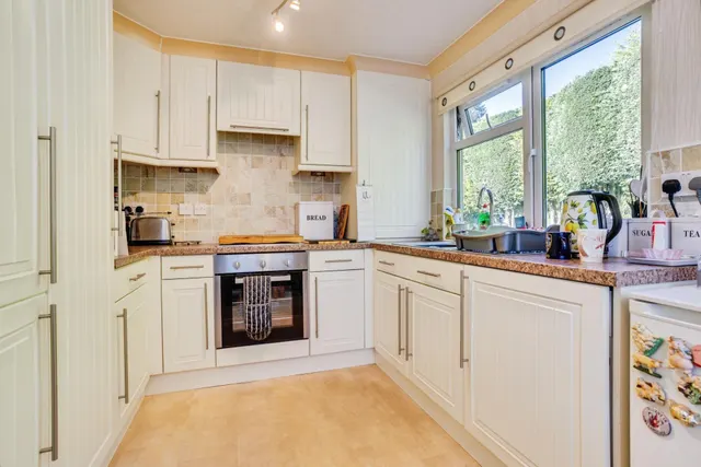 Horsham Road, Dorking, RH5, photo 2