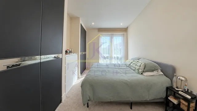 Cascade Way, London, W12, photo 2