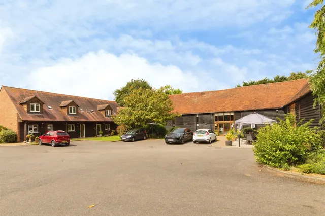 Photo 2 — Broad Oak Lane, Hertford