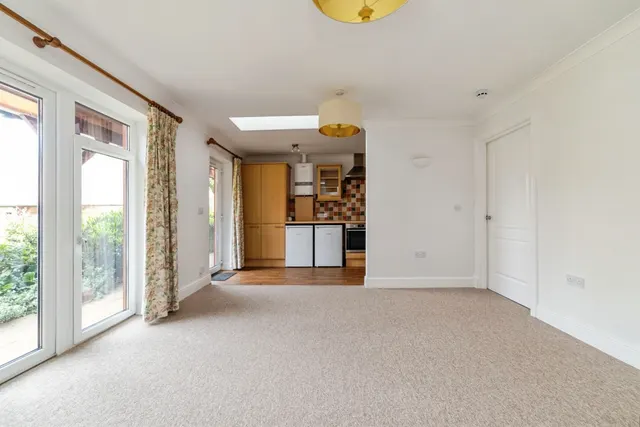 Photo 3 — Broad Oak Lane, Hertford