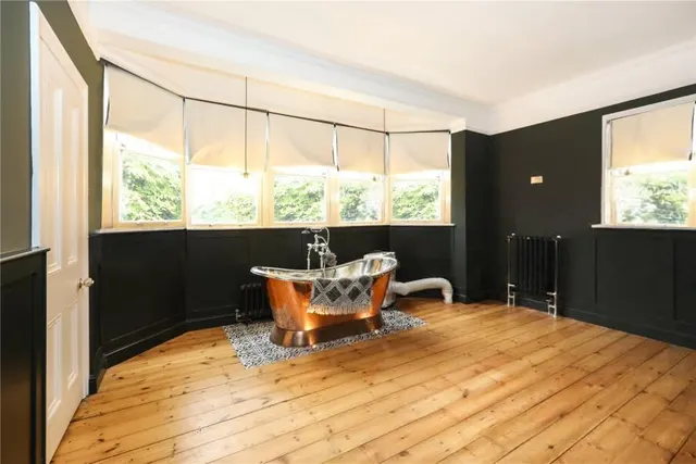 Fox Hill, Haywards Heath, RH16, photo 3