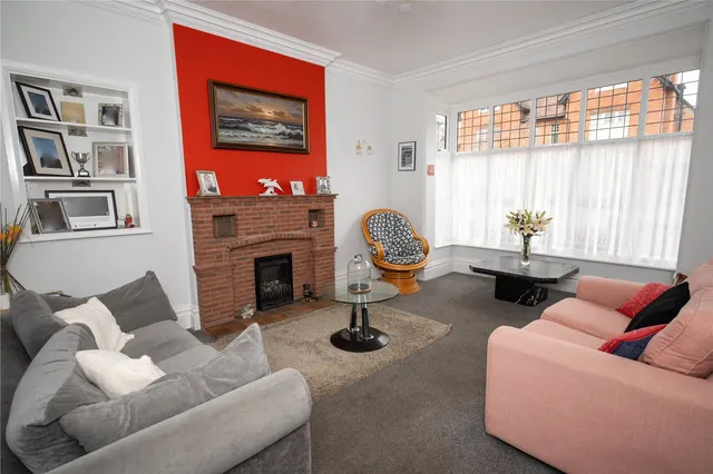 Photo 2 — Grove Avenue, Moseley, Birmingham, B13 9RU