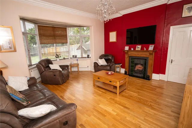 Photo 3 — Grove Avenue, Moseley, Birmingham, B13 9RU
