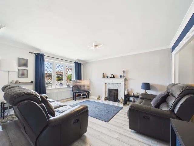 Ledbury Drive, Calcot, RG31, photo 3