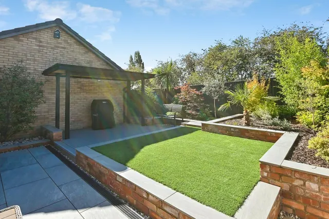 Sorrell Square, Clipstone Village, NG21, photo 2