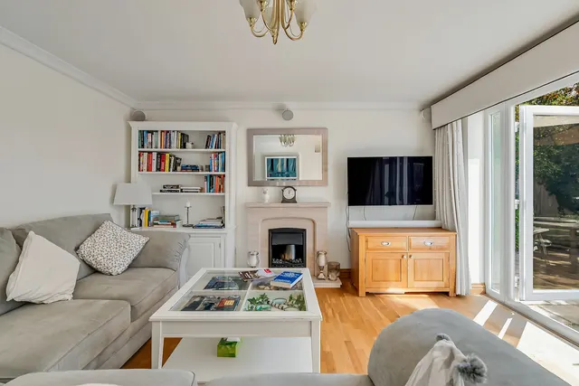 Woodford Close, Reading, RG4, photo 2