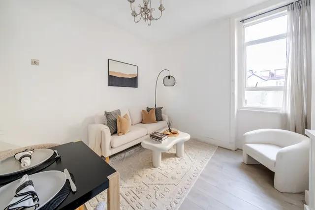 Kingscourt Road, Streatham, London, SW16, photo 1