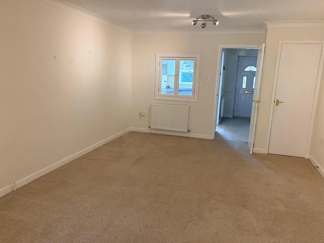 Photo 3 — Selwood Close, Sturminster Newton DT10 1PE