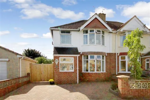 Photo 2 — Norton Grove, Swindon, Wiltshire, SN3 1BW