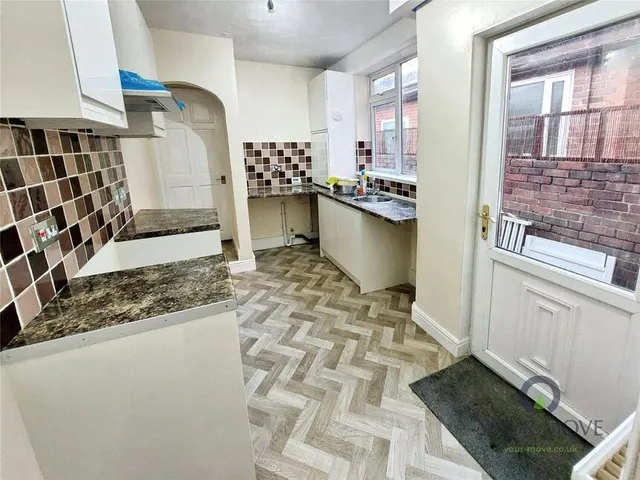 Park Road, Netherton, DY2, photo 2