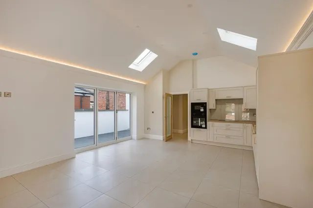 St Andrews Drive, Skegness, PE25, photo 2