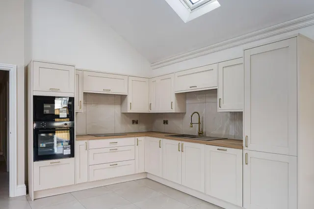 St Andrews Drive, Skegness, PE25, photo 3