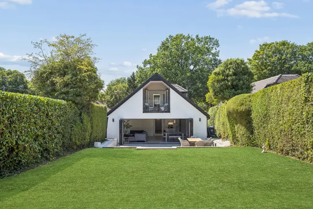 4 bedroom house — Tylers Hill Road, Chesham, Buckinghamshire. HP5 1XH