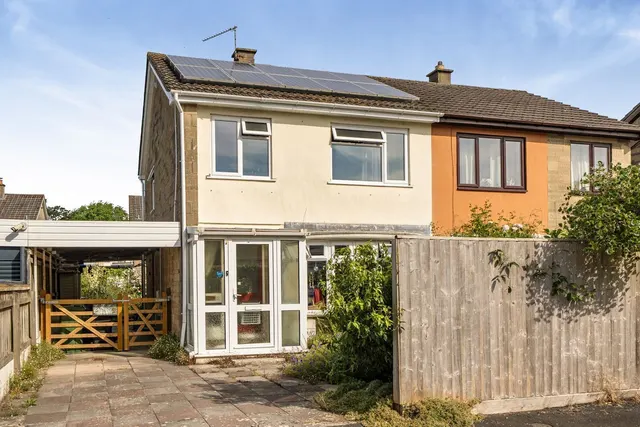 Churchill Road, Frome, BA11, photo 1