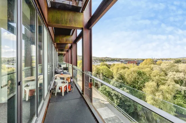 Lake Shore Drive, Bristol, BS13, photo 1