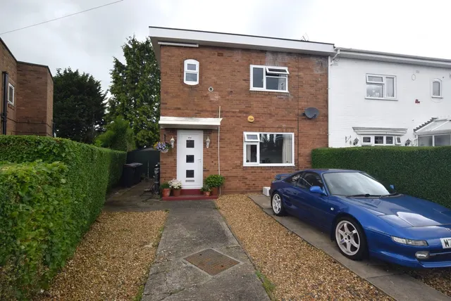 James Way, Donnington, TF2, photo 1