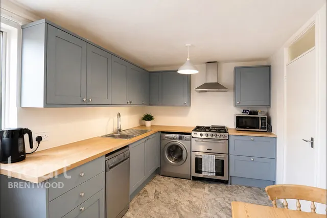 Greenshaw, Brentwood, CM14, photo 1