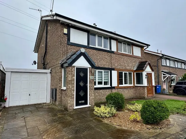 Falcon Drive, Poulton-Le-Fylde, FY6, photo 1