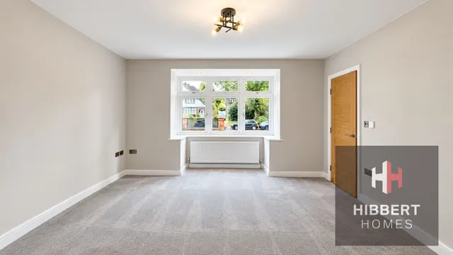 Manor Avenue, Sale, M33, photo 3