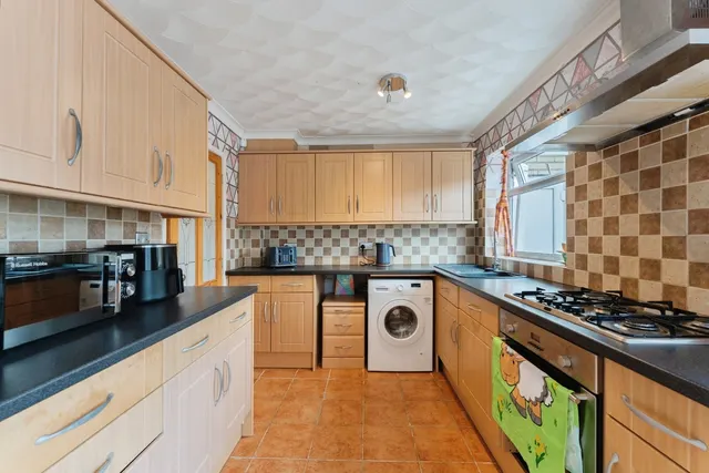 Knottingley Drive, Great Sutton, CH66, photo 2