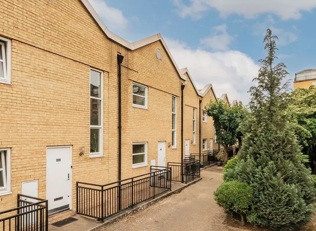 Rotherhithe Street, Rotherhithe, SE16, photo 1