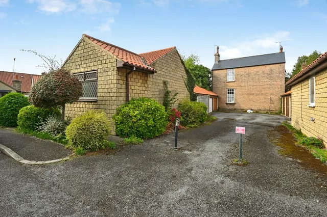 Castleton Close, Mansfield Woodhouse, NG19, photo 2